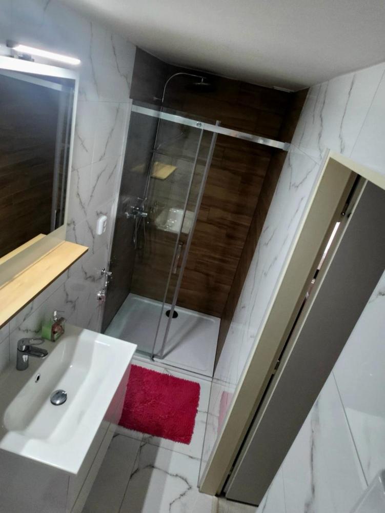 Apartmany Liska Mlade Buky Luaran gambar